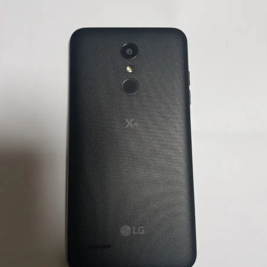 LG X4