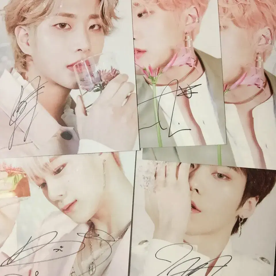 Astro mj jin jin Signed message card