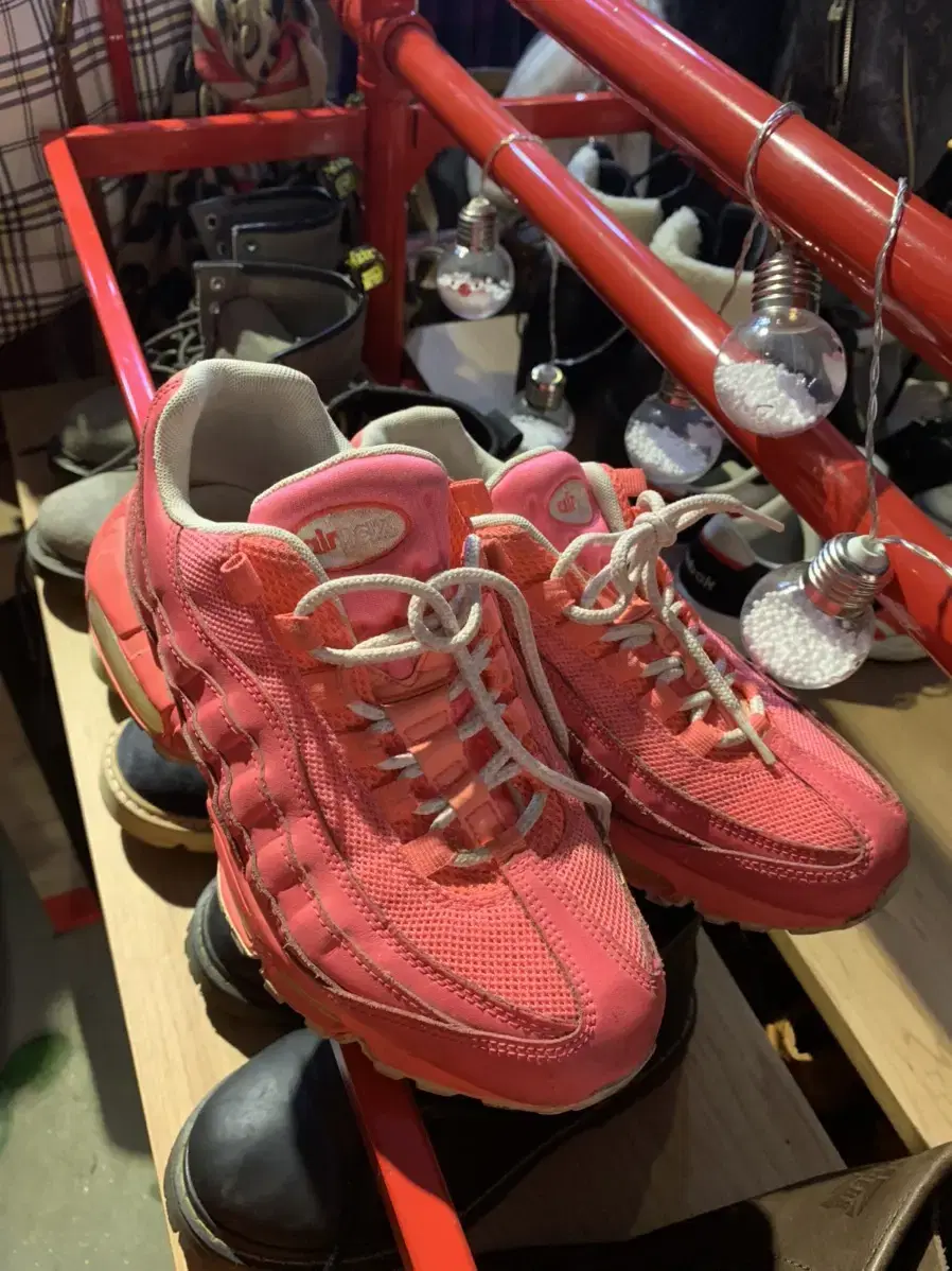 Air Max 95 Hot Pink