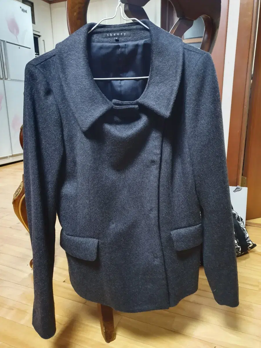 This is Theory Coat.