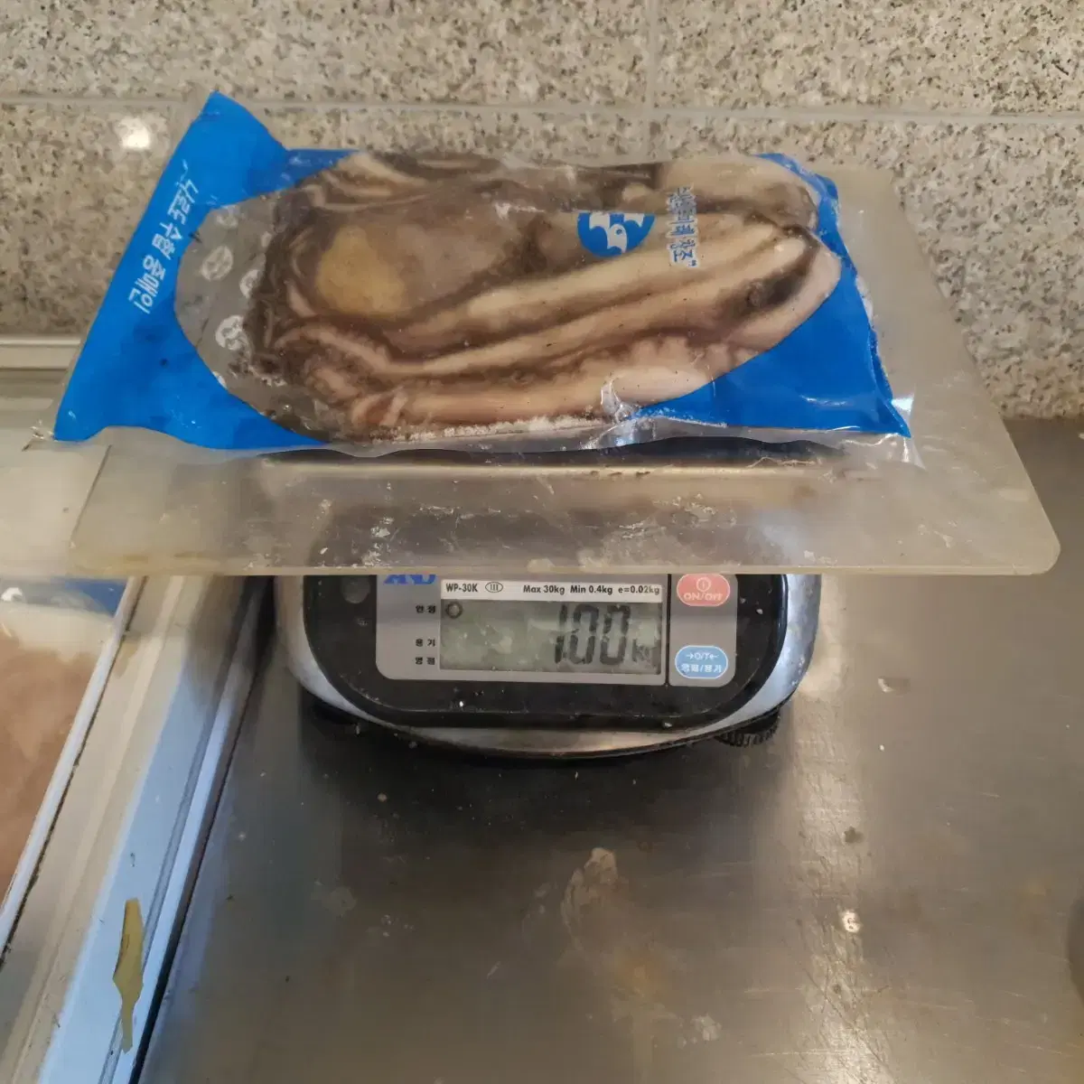 자연산 냉동문어 1kg