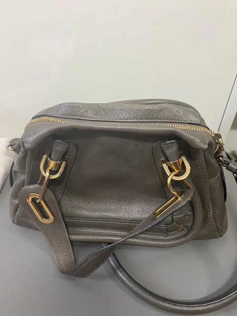 Chloé Paraty Bag (Medium)-Price down