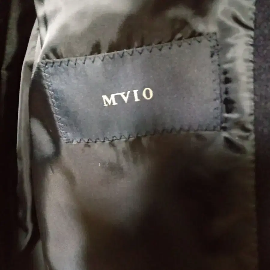 MVio  코트