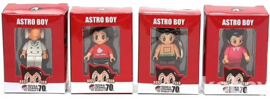 Box set of 4 Astro Boy figures