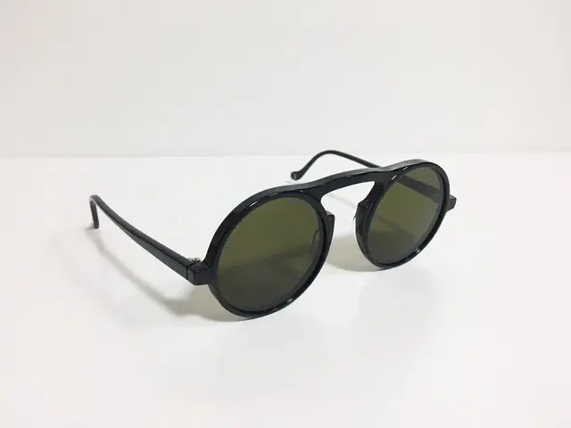 모노클 아이웨어 폼페오 (monocle eyewear pompeo)