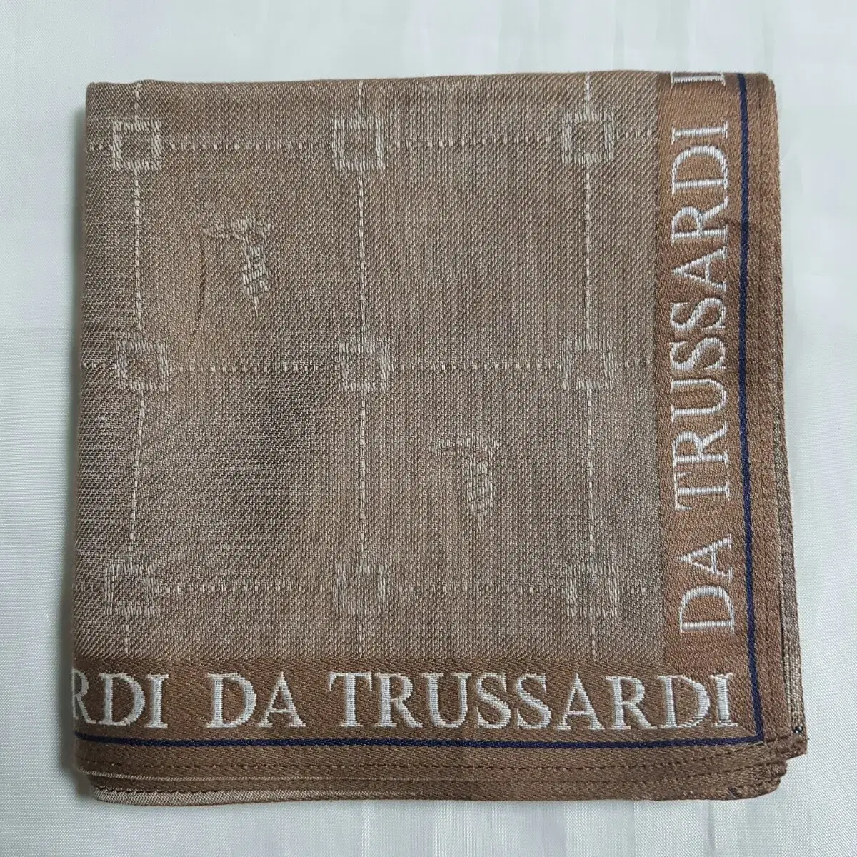 TRUSSARDI 손수건