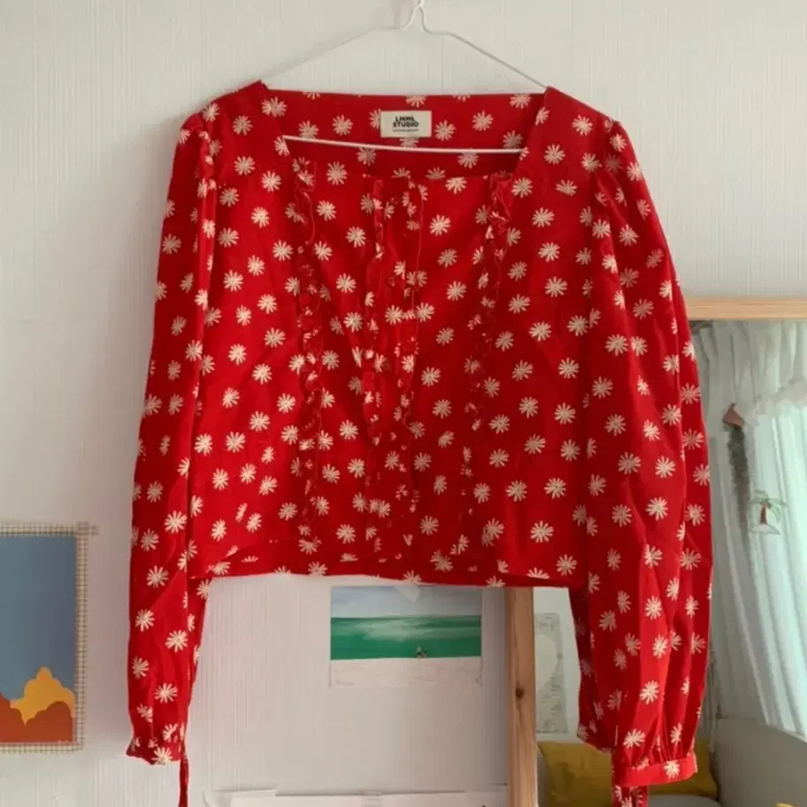 lmml eggflower squre blouse