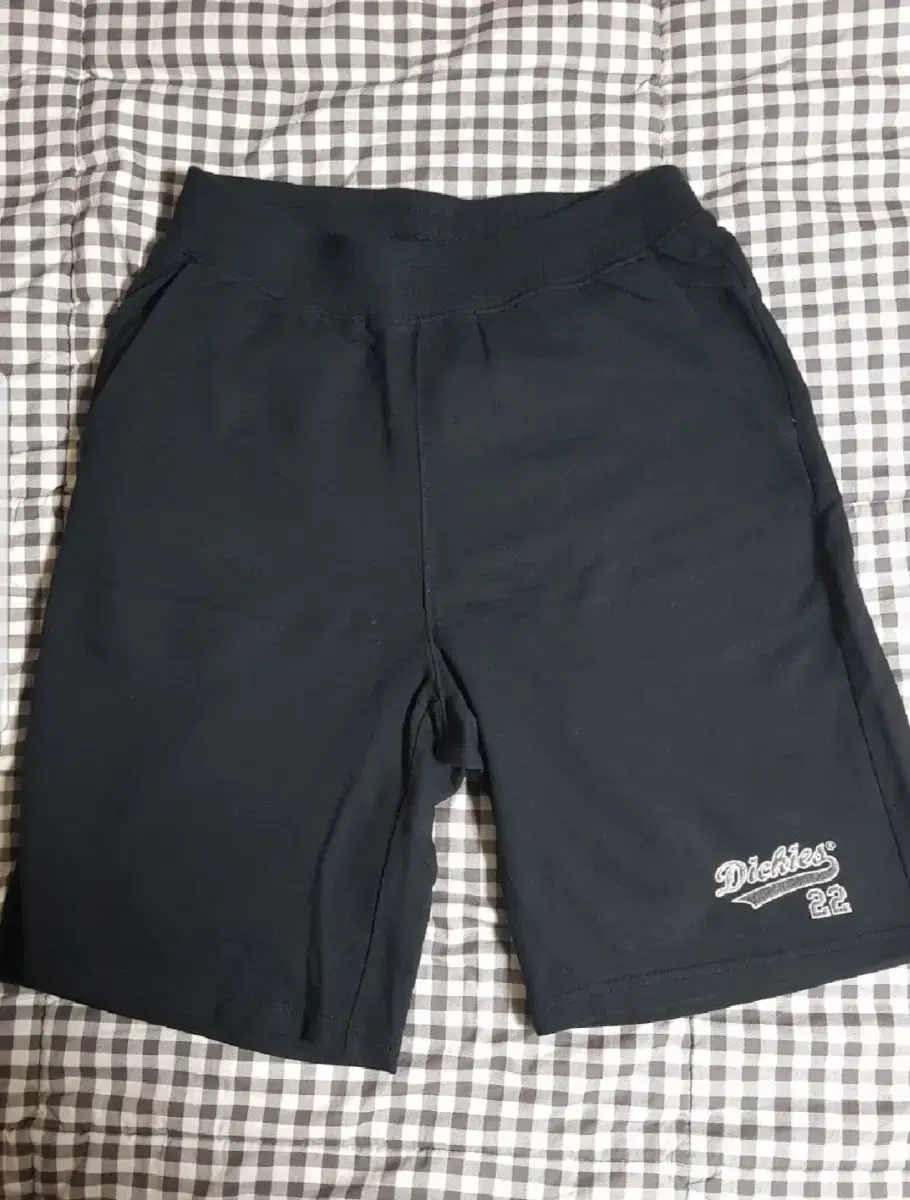 Dickies Vahn Collection