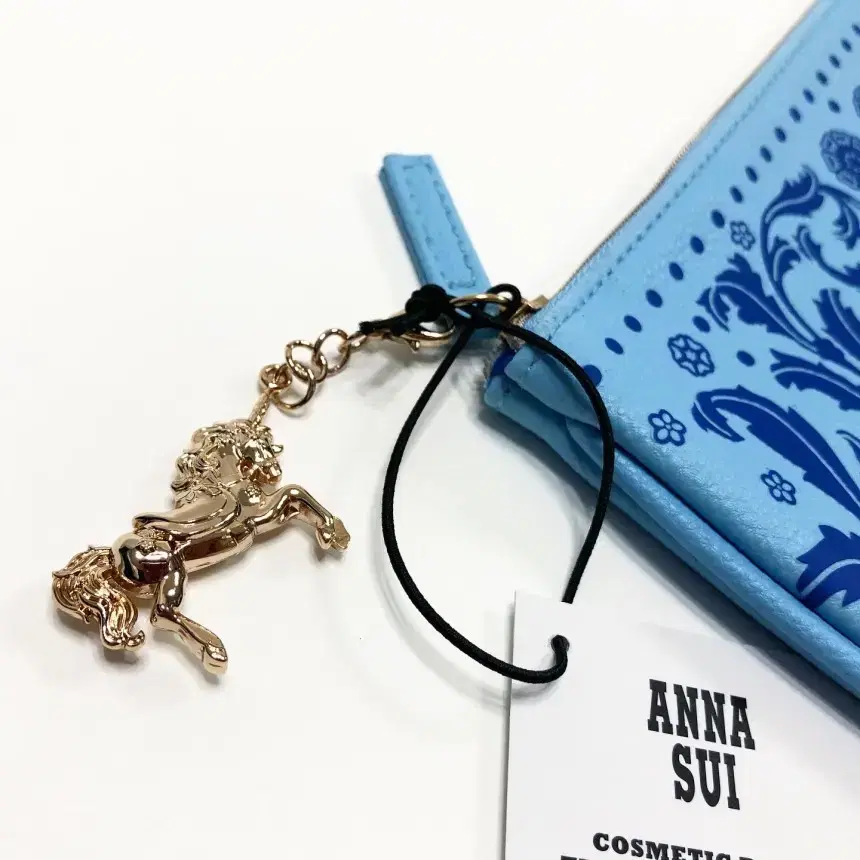 안나수이[ANNA SUI] 블루 클러치백 (새상품)