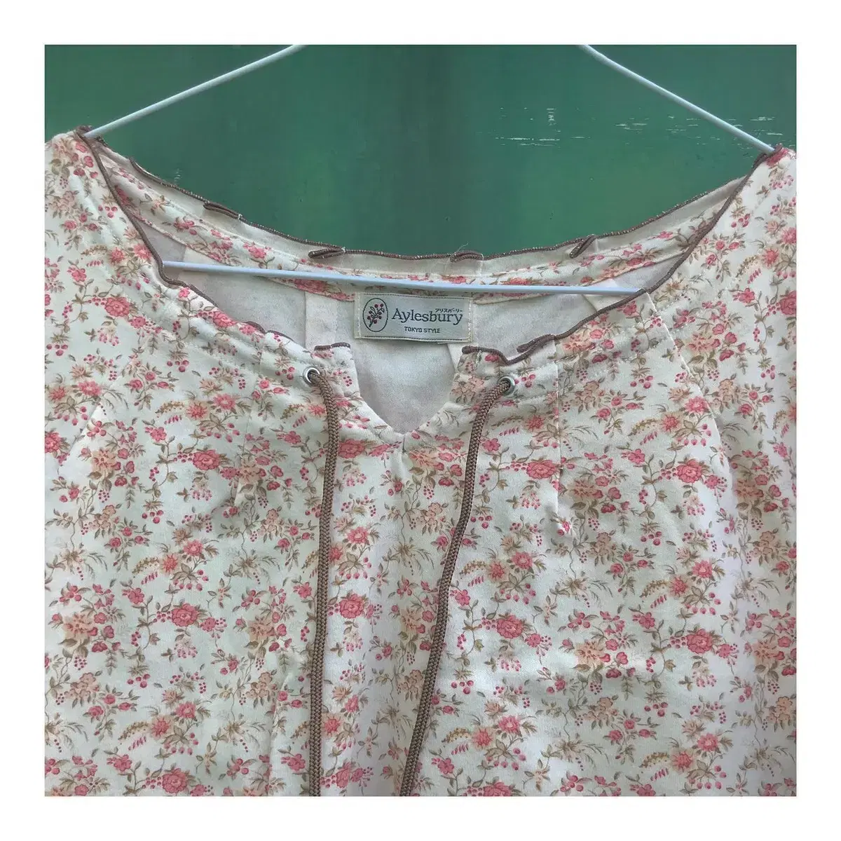 vintage flower T-shirt