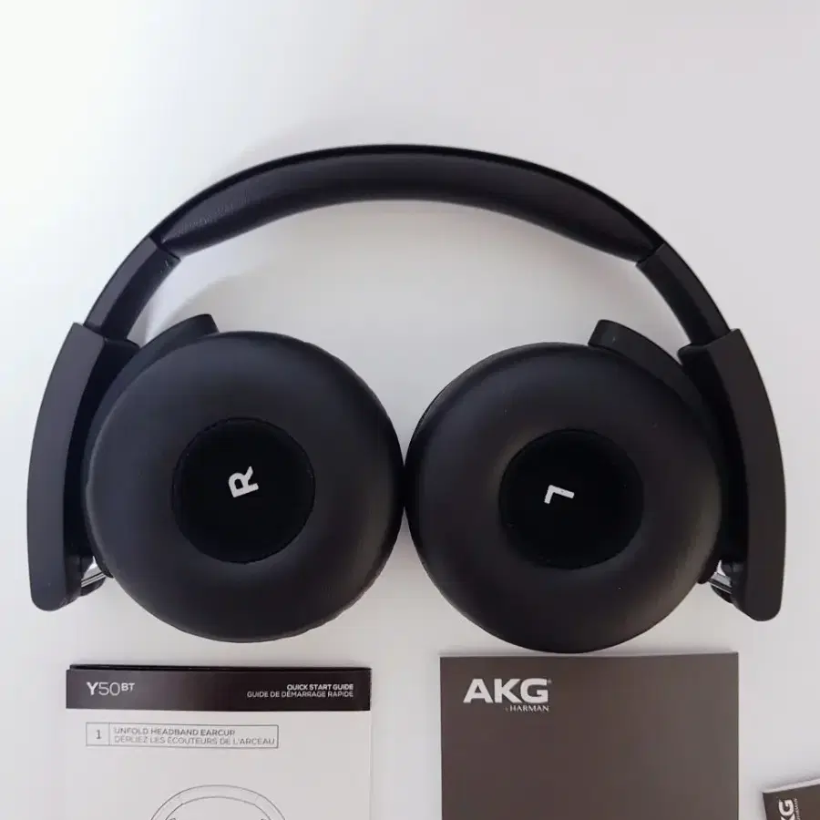 블루투스만 안되는 akg y50bt 풀박 팝니다. 가격 절충가능