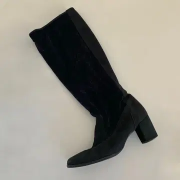 Balenciaga best sale long boots