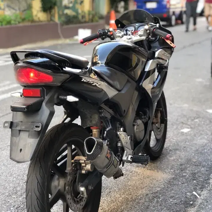 cbr125cc 2010년식 최저가 판매합니다