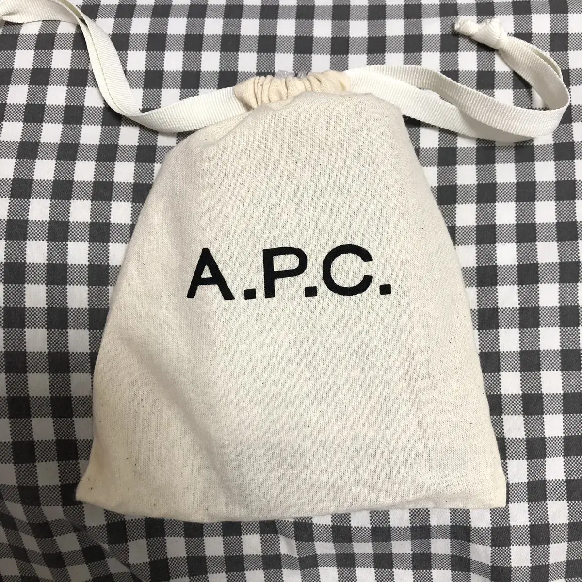 아페세, apc 지갑 새상품 (가격내림) 원가245500원