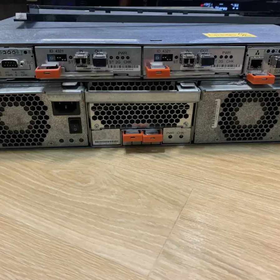 IBM ProFibre Storage Array DF4000R Raid