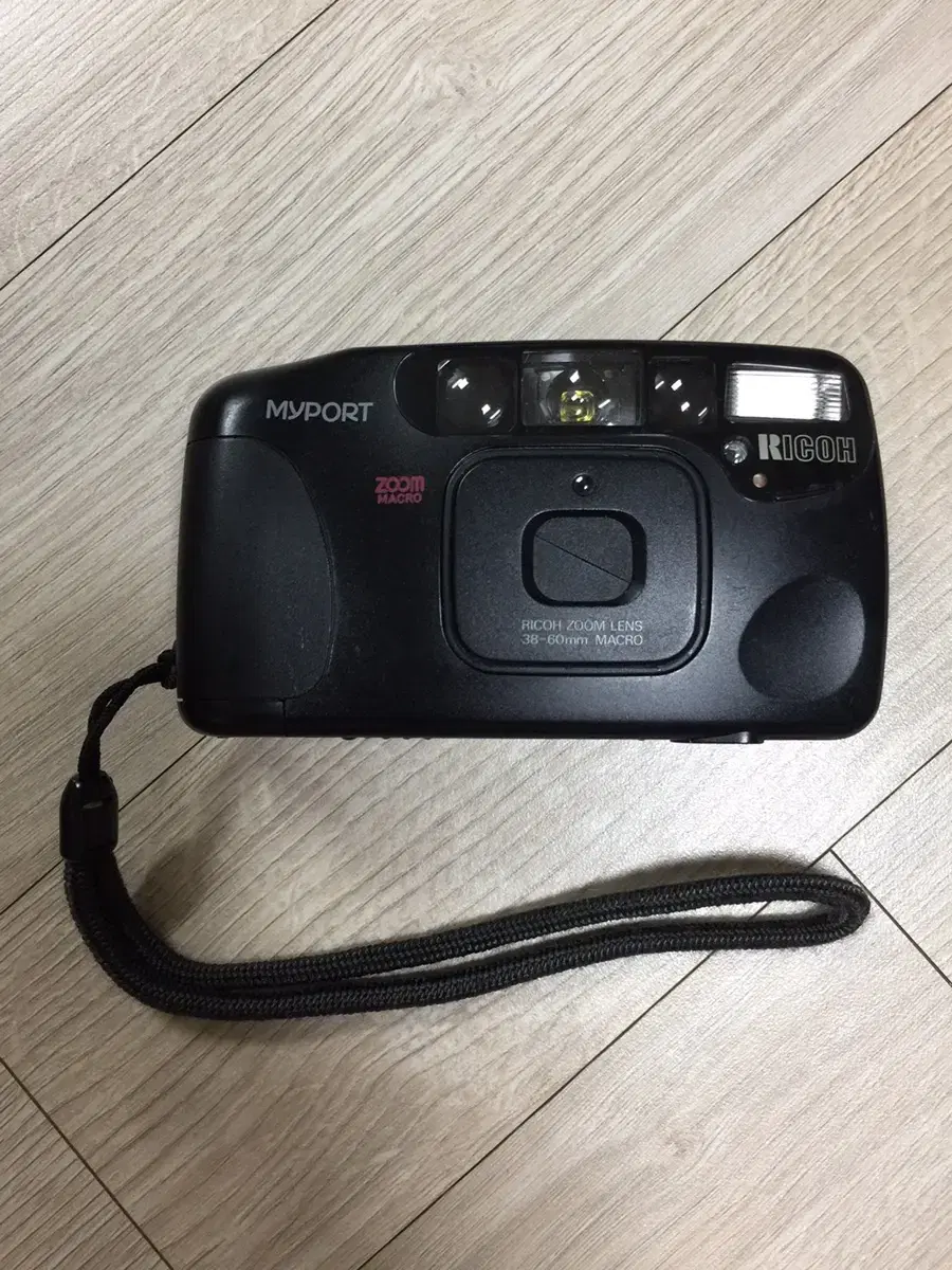 Ricoh MYPORT ZOOM mini P Film Camera