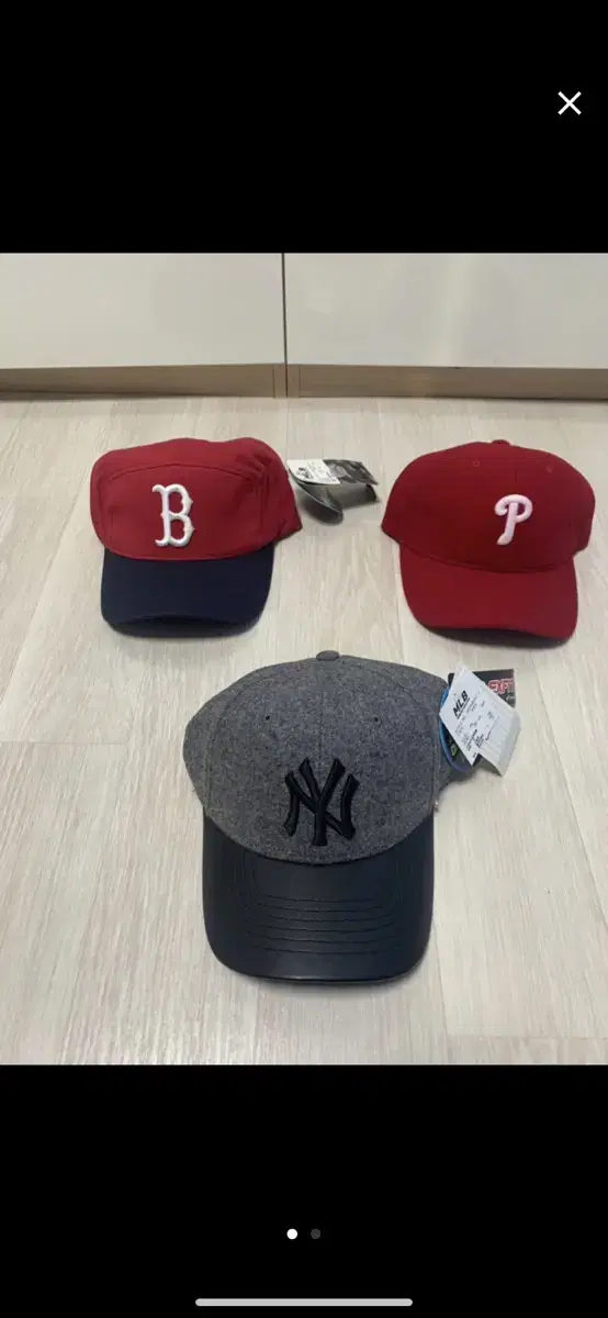 (Genuine) MLB Hat (Brand New / MSRP 43000 )