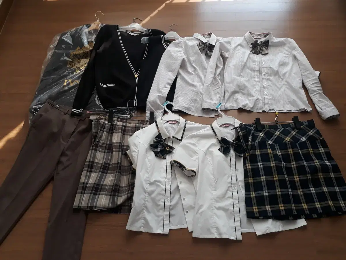 Bomungo School Uniform