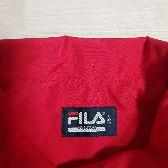 FILA 휠라클래식 바람막이 95사이즈