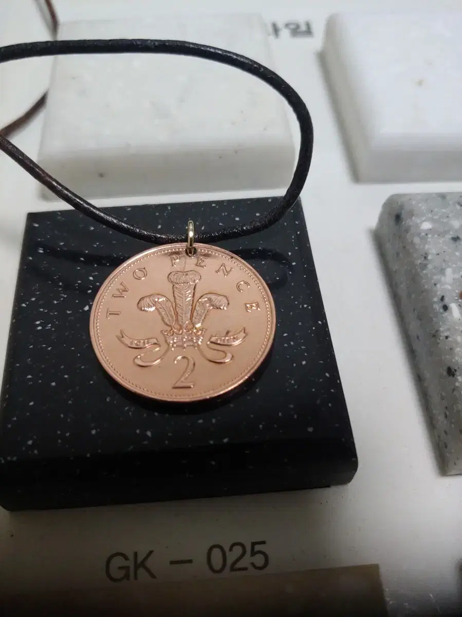 coin pendant necklace