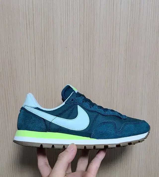 [225] Nike Air Pegasus 83LTR Natural Suede Leather Dark Bloo White