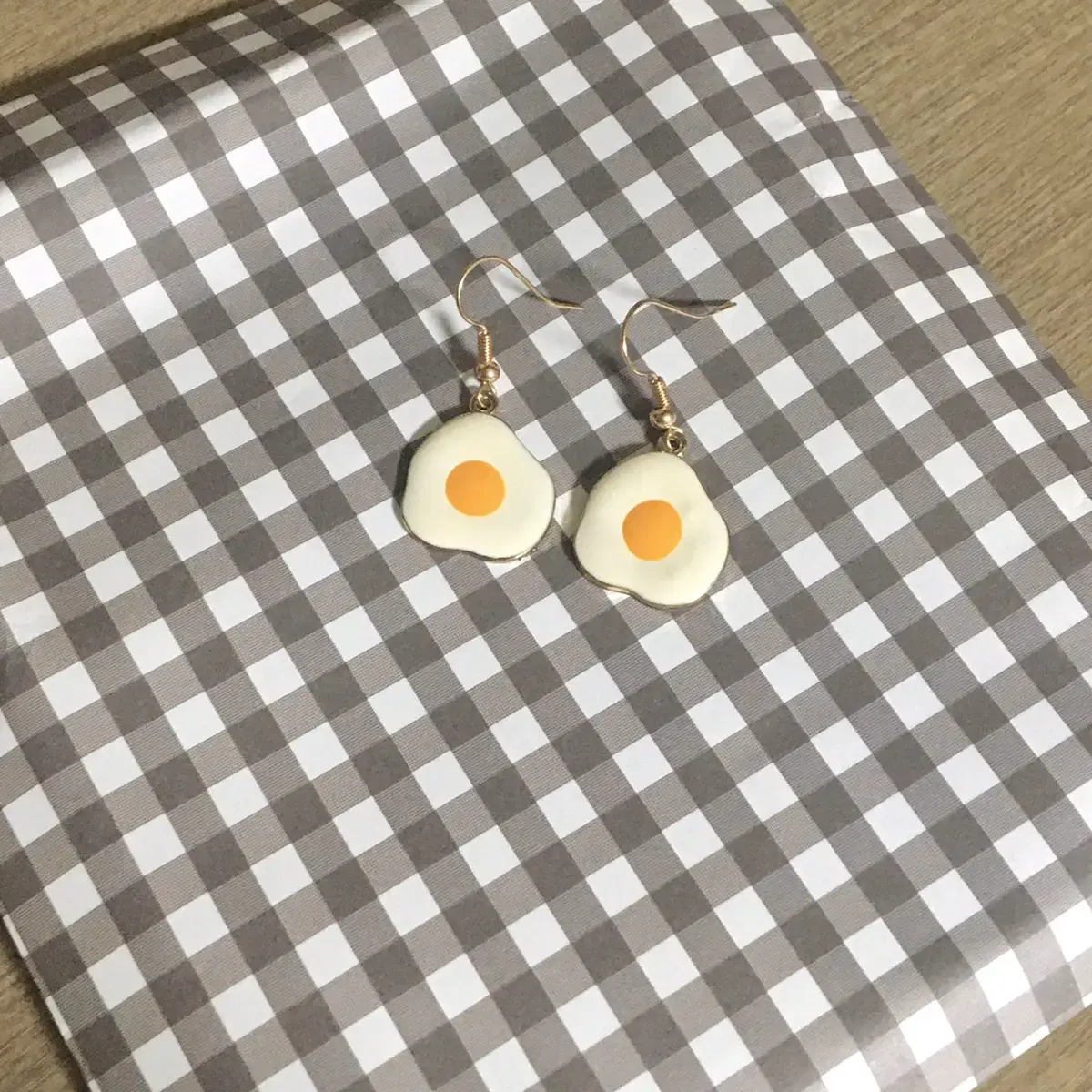 Mini-chicken-fried-egg earrings