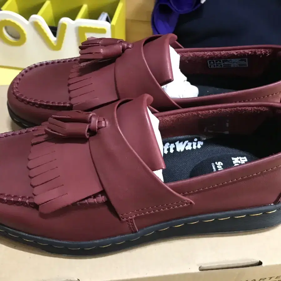 270)Dr. Martens Mens Edison Loafer