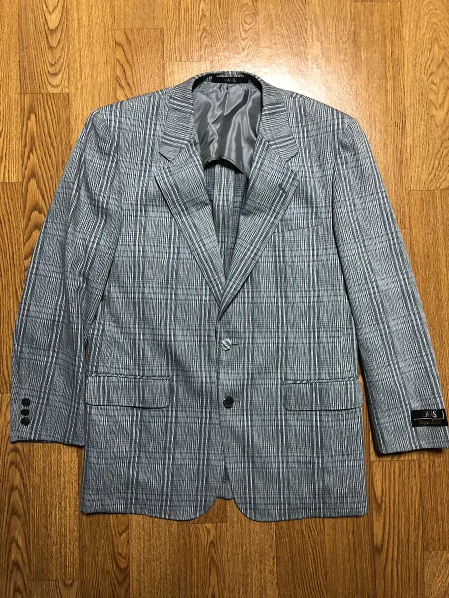 Blazers / Mai / Daks / Daks / Blazers / Jackets