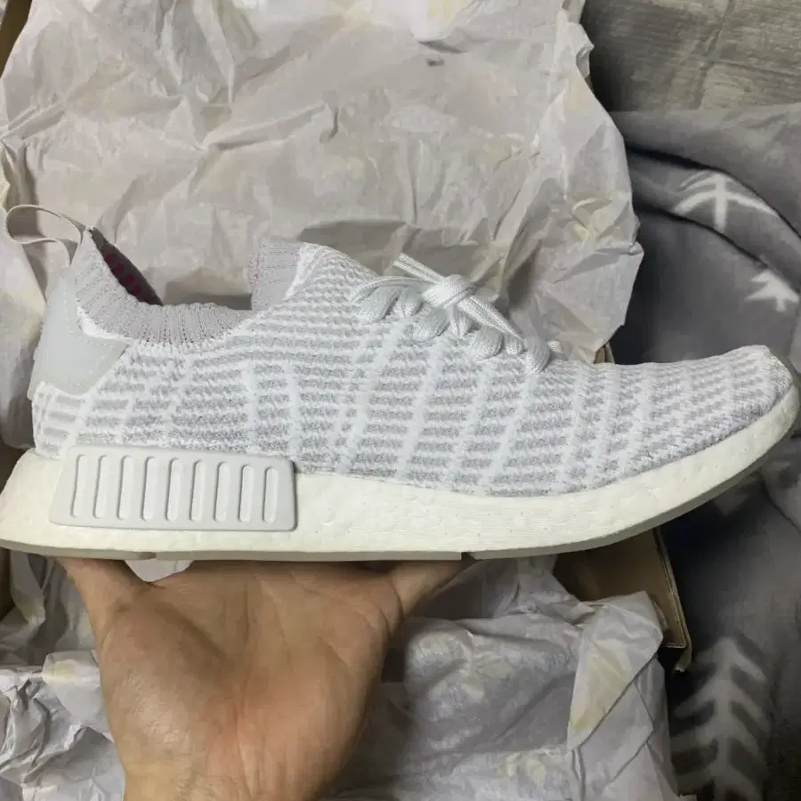 아디다스 nmd r1 280