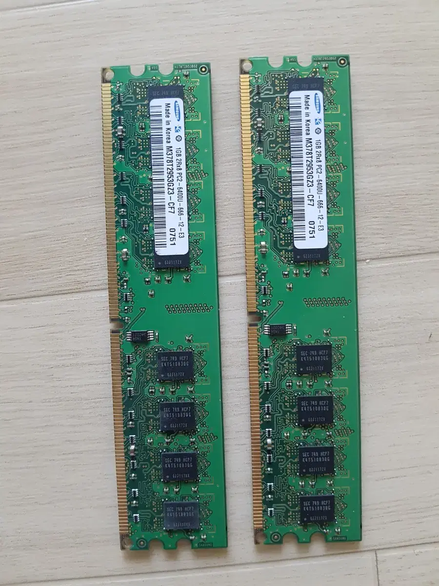 DDR2 1GB ram for sale. 20,000 for both.