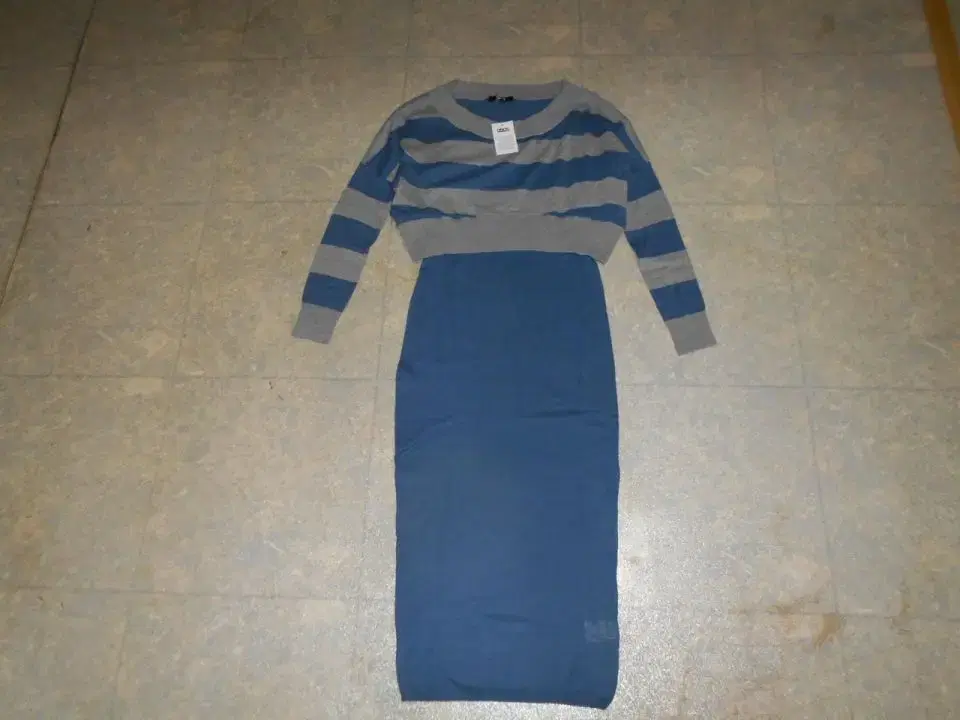 AOS Double Long Knit ONEPIECE