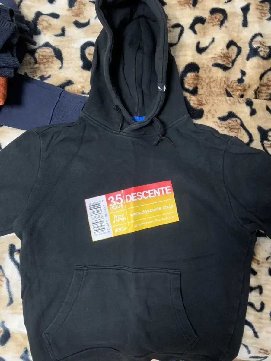 (M size)Descent Barcode Hoodie Black