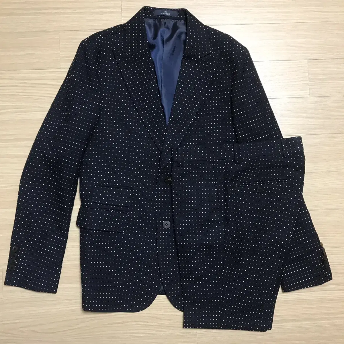 Navy Pin Dot Suit