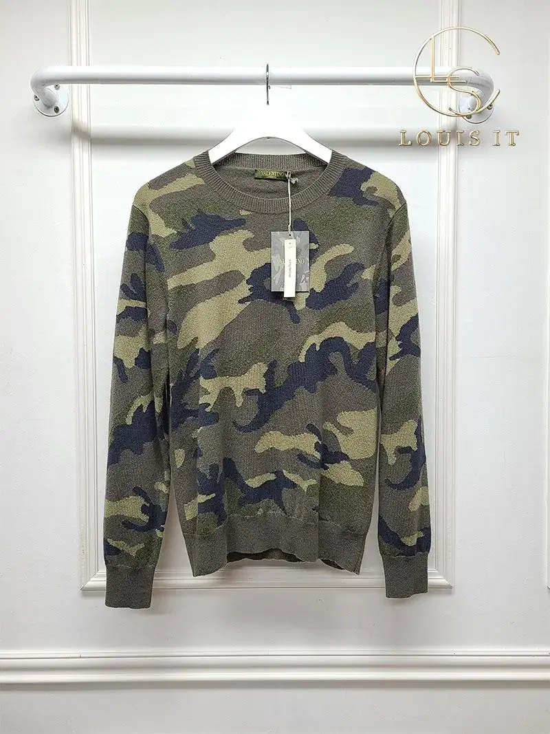 [M] Valentino Camouflage studded cashmere round sweater