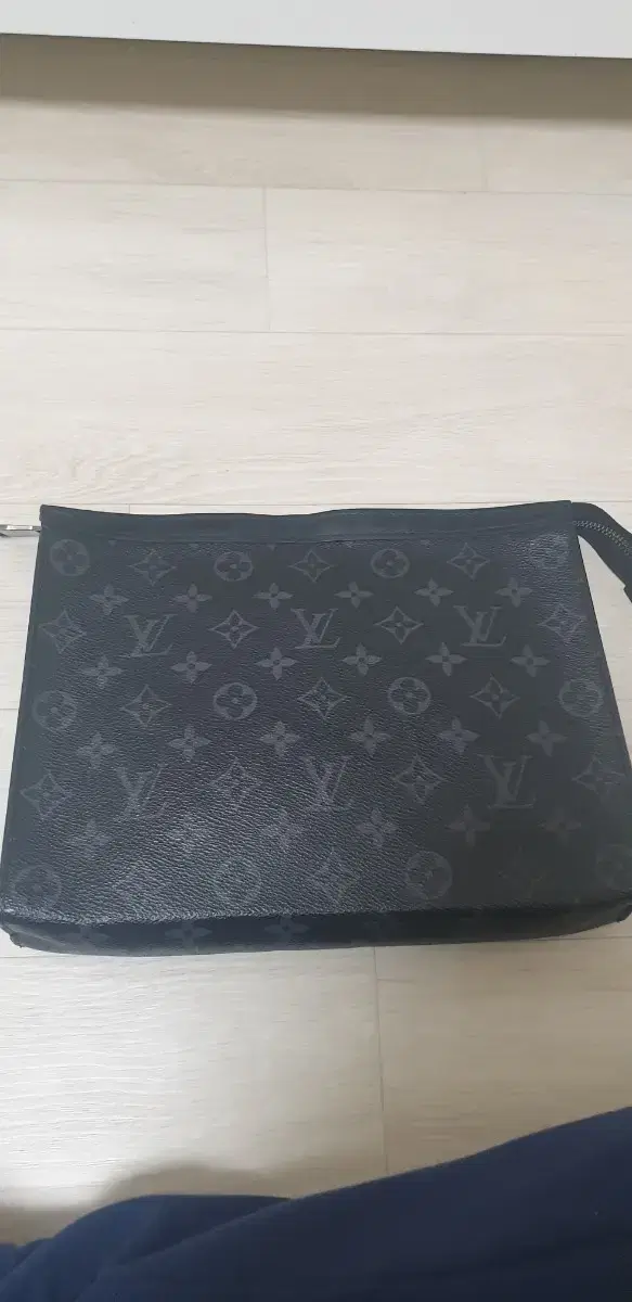 Louis Vuitton Clutch for sale