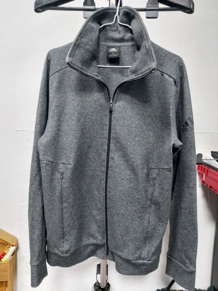 100 Adidas Extend Zip-up Jacket ConditionA