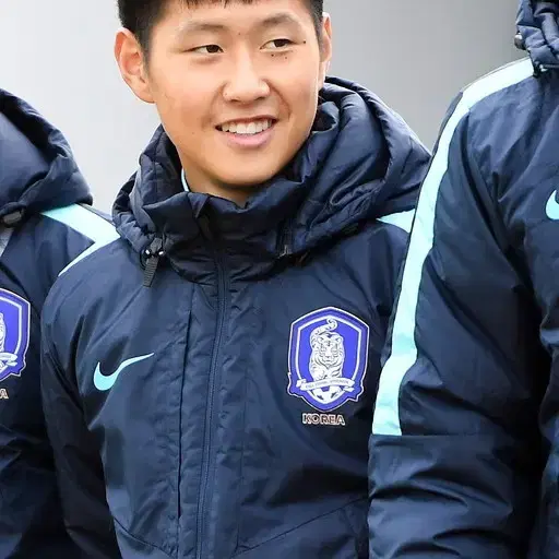 16-18 대한민국 축구 국가대표 선수용 미드필드자켓 국대 패딩