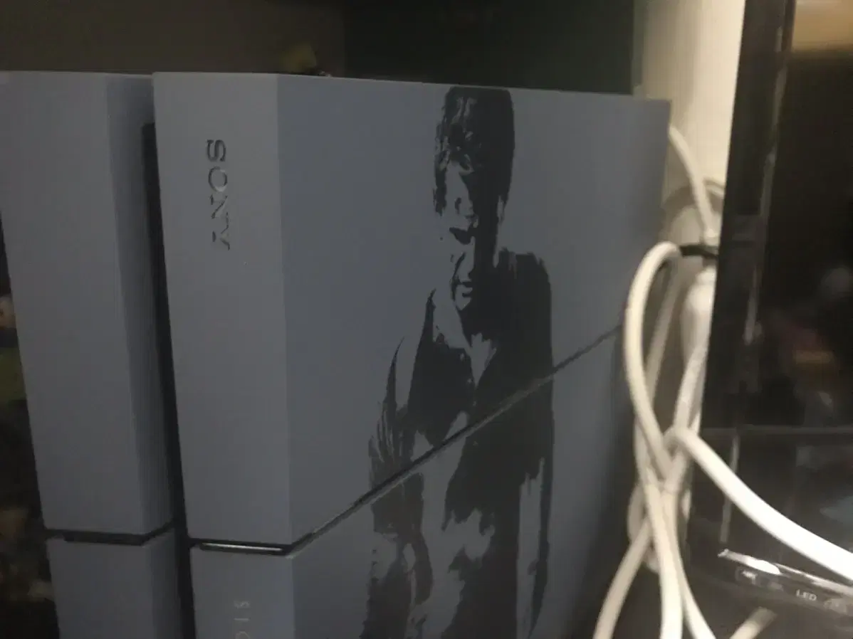 PS4 언쳐티드 에디션 500g 언챠티드 시리즈와 함께 판매합니다