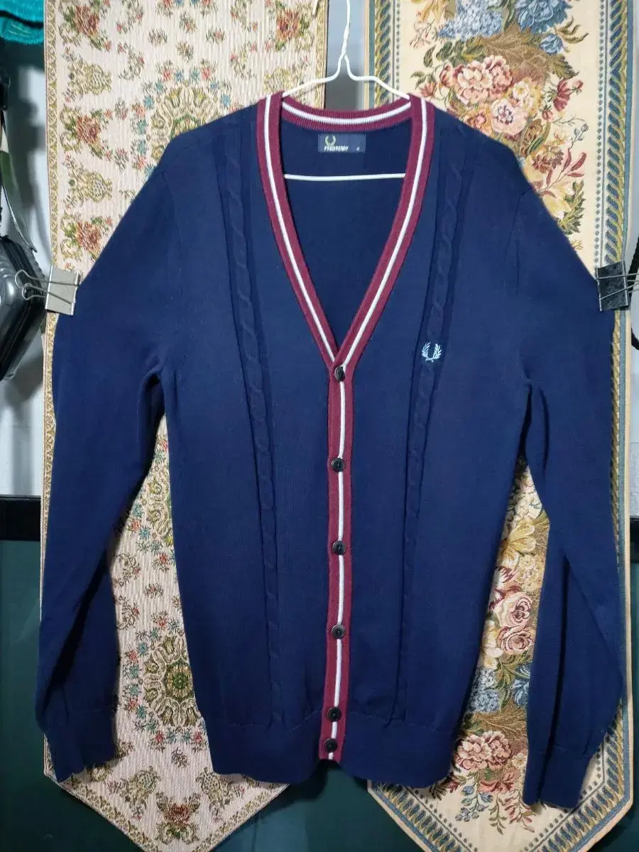 M Fred Perry Wool and Cotton V-Neck Cardigan