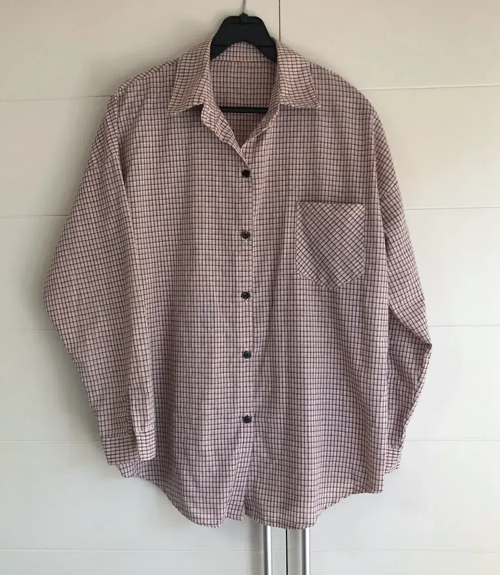 Checked shirt (pink)