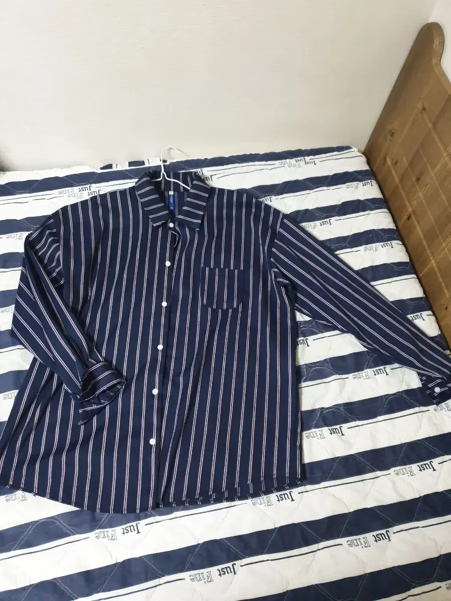 [2XL] Navy Striped Overfit Shirt