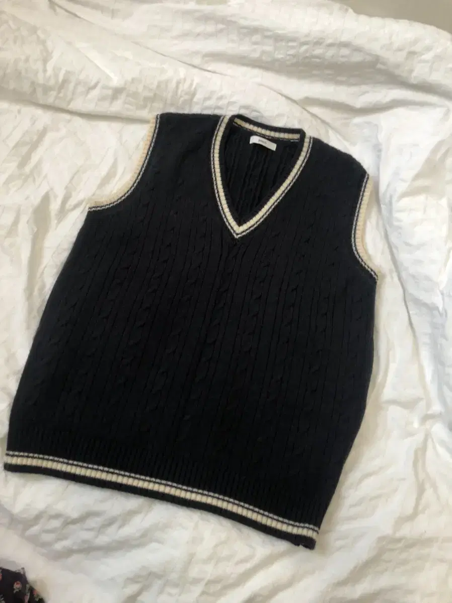 V-neck wool vest / V-neck vest / School uniform vest st