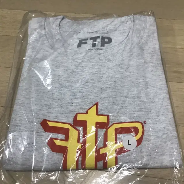 FTP t-shirt L-size,supreme,palace