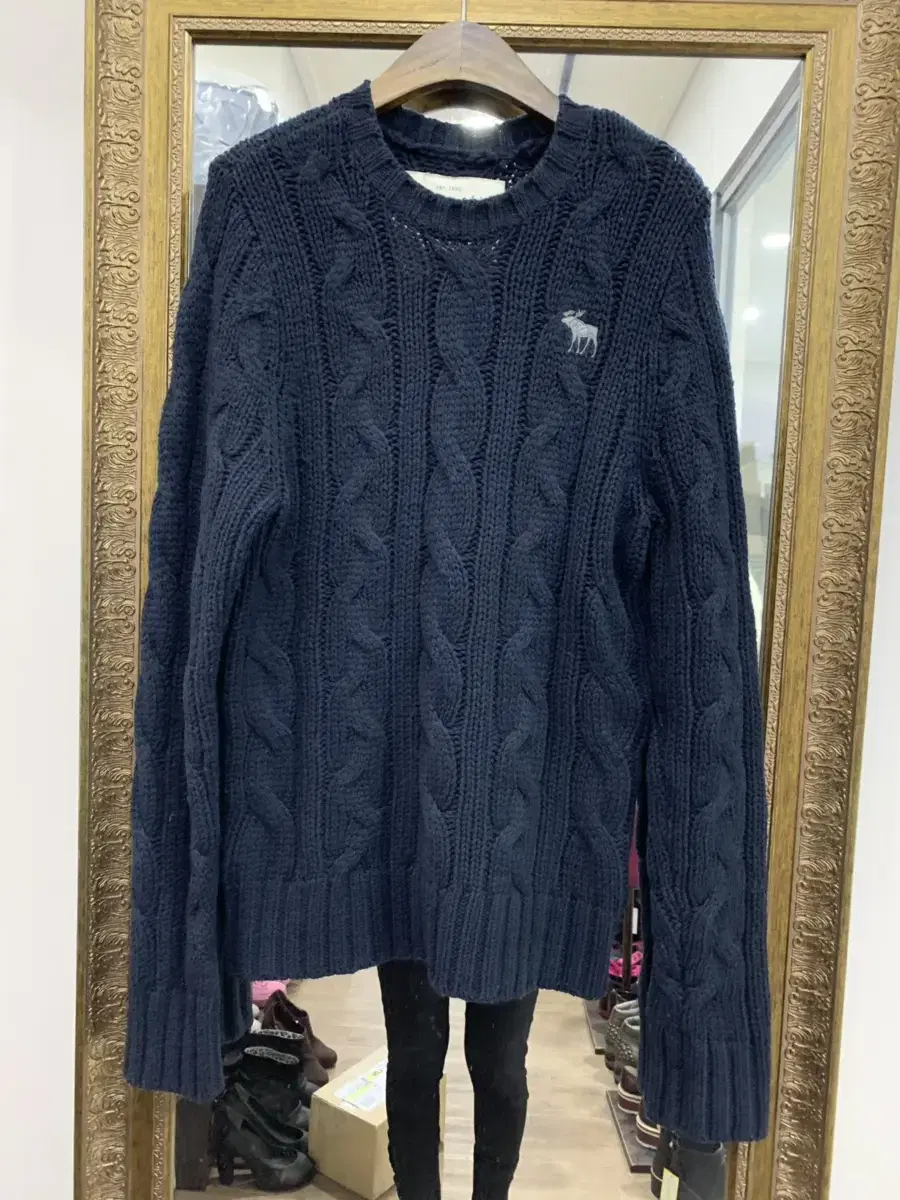 Abercrombie & Fitch Genuine Navy Knit