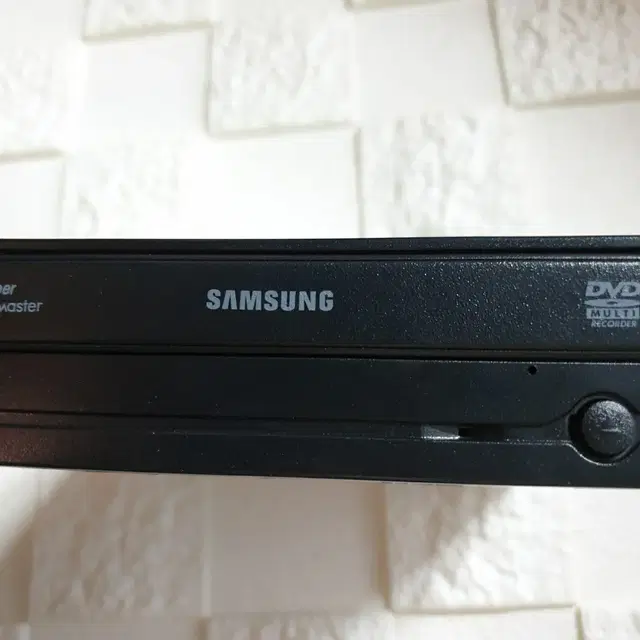 DVD  writer  Model SH-224DB