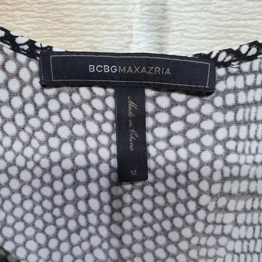 BCBG MAXAZRIA 정품 새것수준 지퍼 포인트 셔링 나시 원피스 M