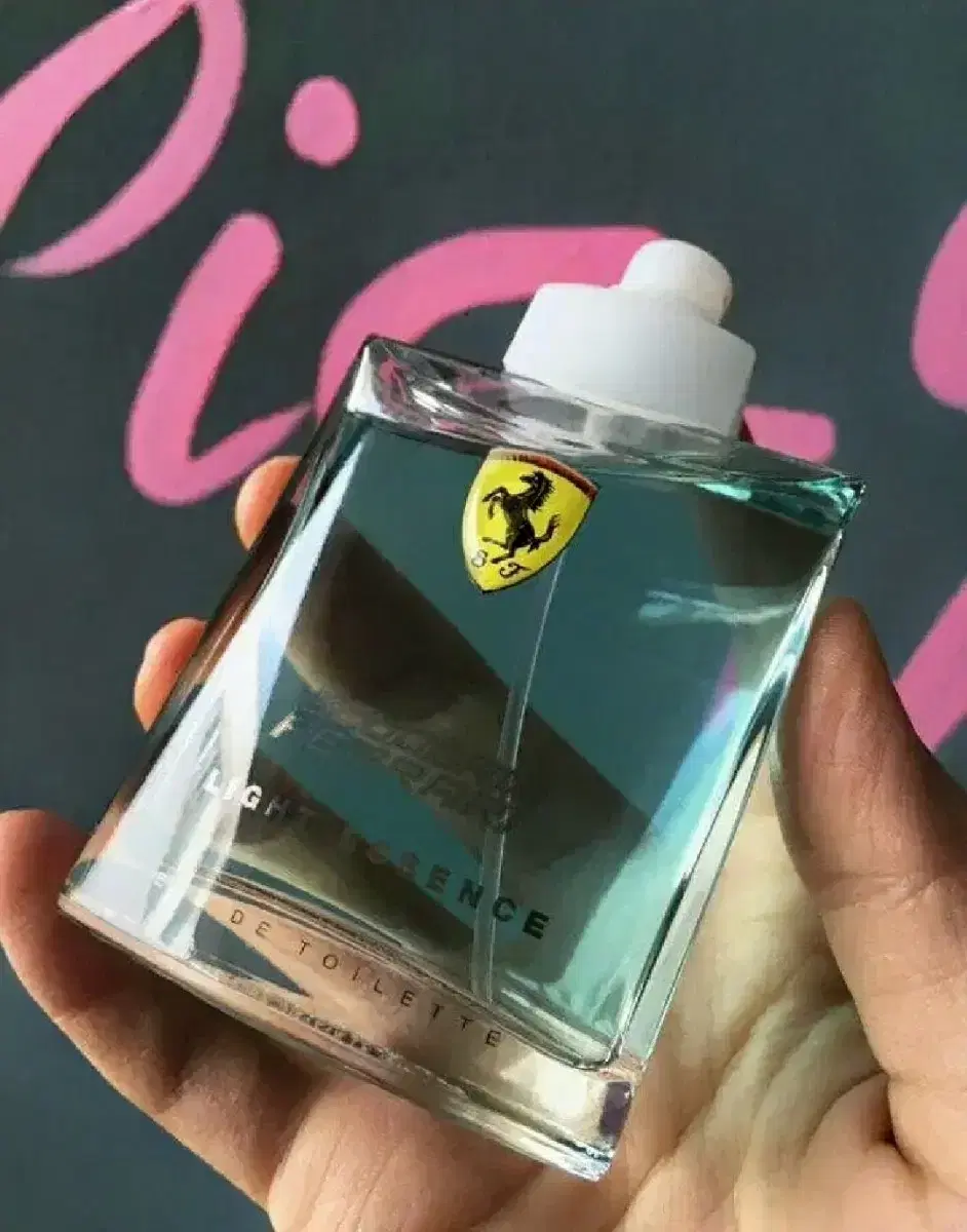 Ferrari Light Essence Eau de Toilette 75ml (discontinued)