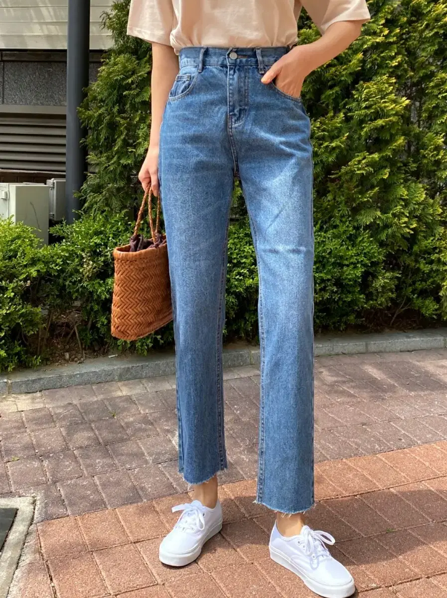 Date Fit Denim Pants