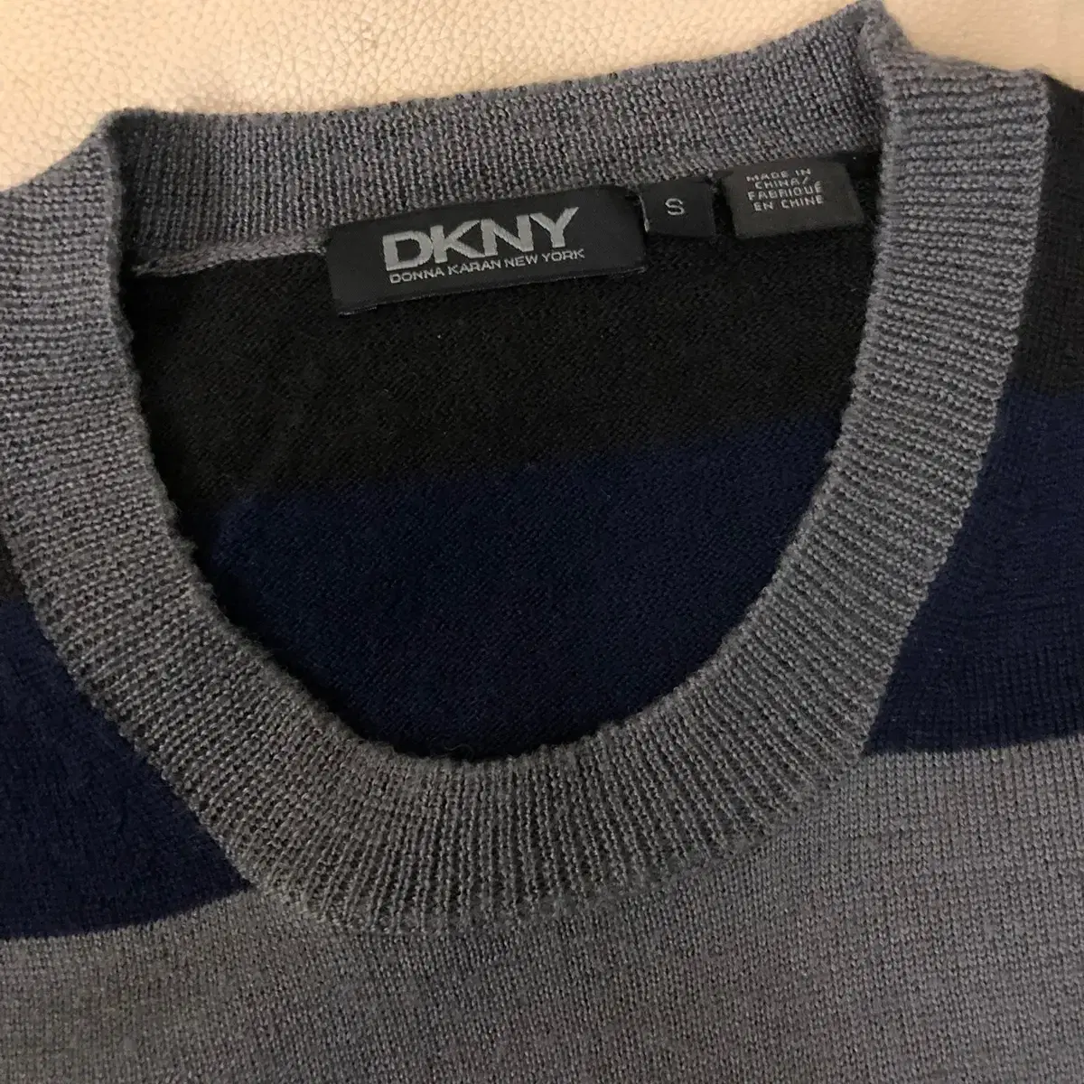 95 DKNY 정품 남성 라운드넥 니트