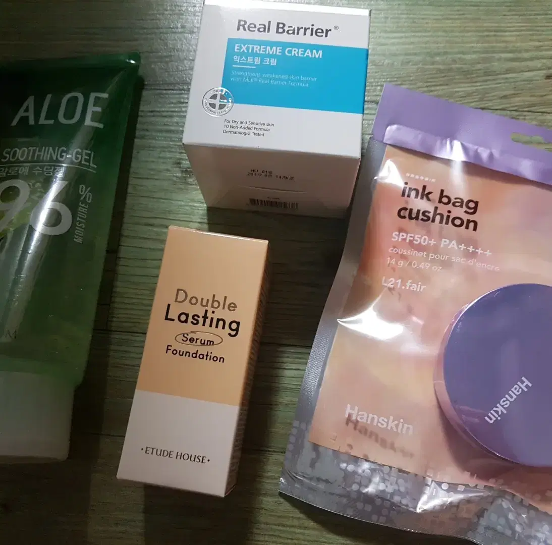 Etude, Aritaum, Real Barrier, Missha, Hanskin sealed Cosmetics